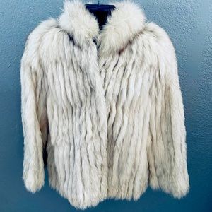 Saga blue fox fur double side stole and mittens